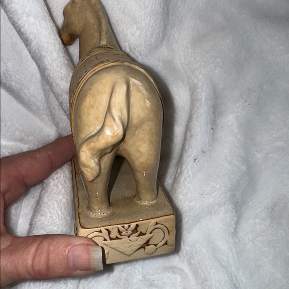 Vintage Glazed Pottery Horse Figurine: Asian-Inspired Farmhouse Decor - Picture 8 of 8
